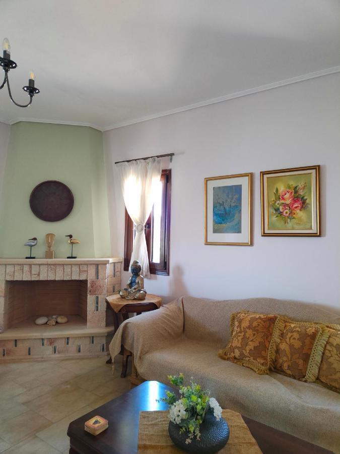 Athevillas Antonis Mina Exterior photo