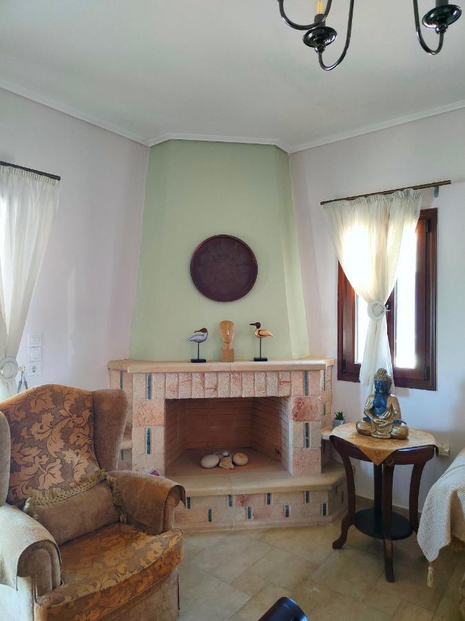 Athevillas Antonis Mina Exterior photo