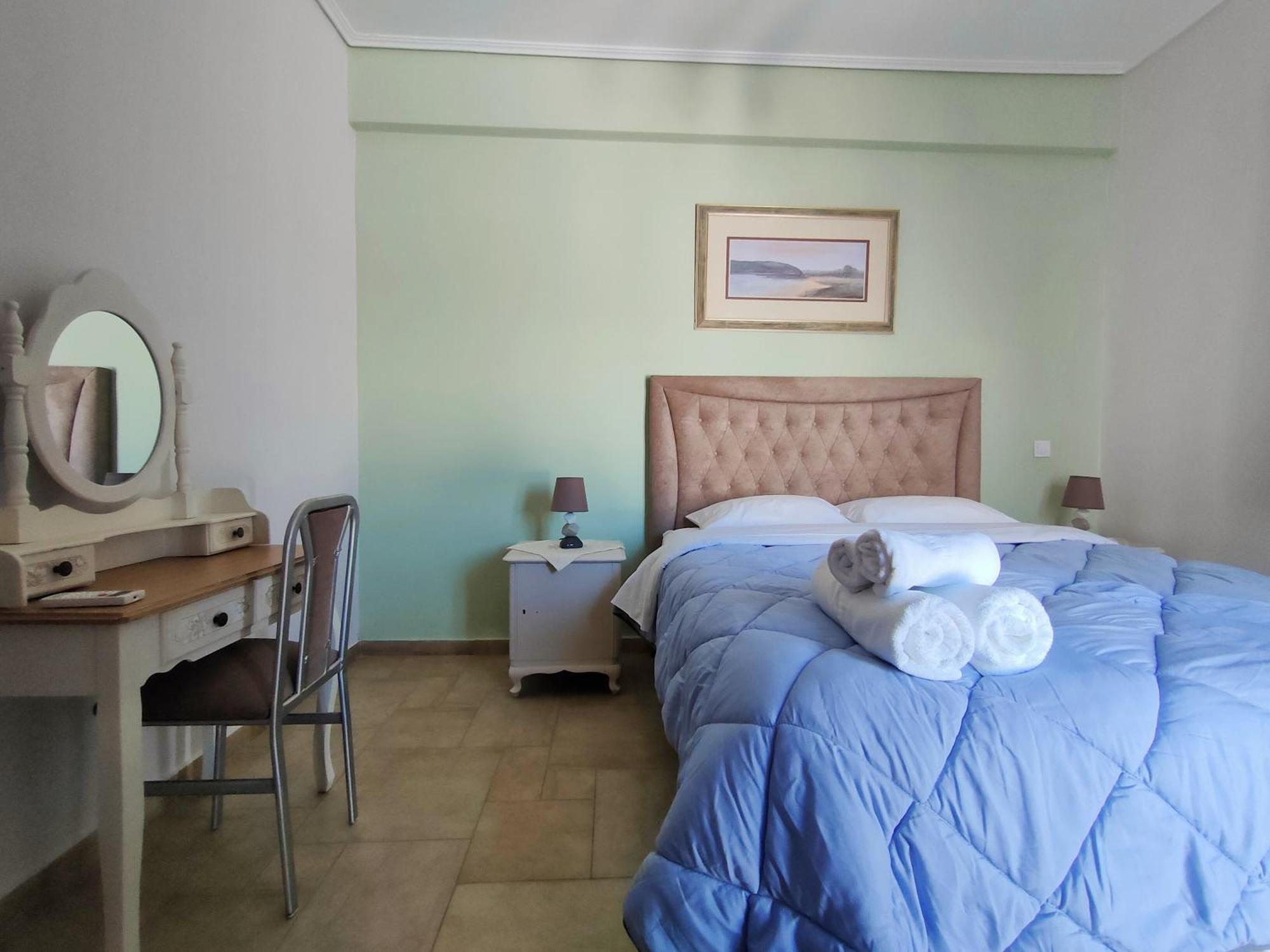Athevillas Antonis Mina Exterior photo